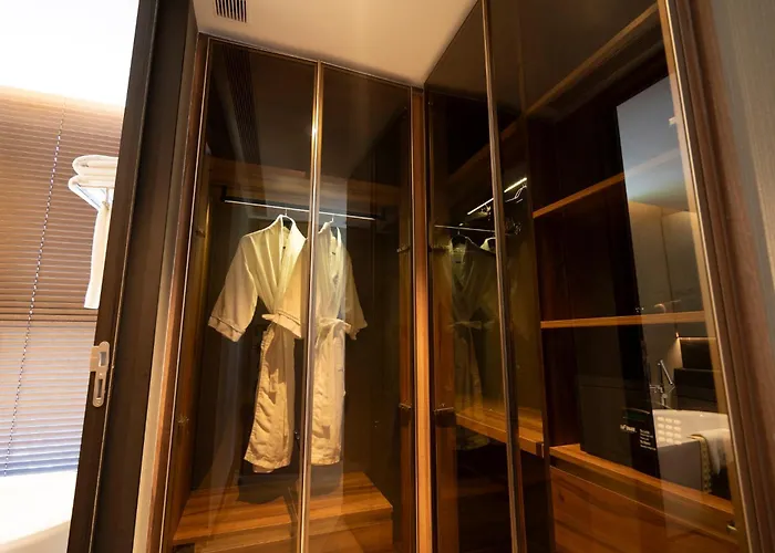 Walton Sukhumvit Hotel