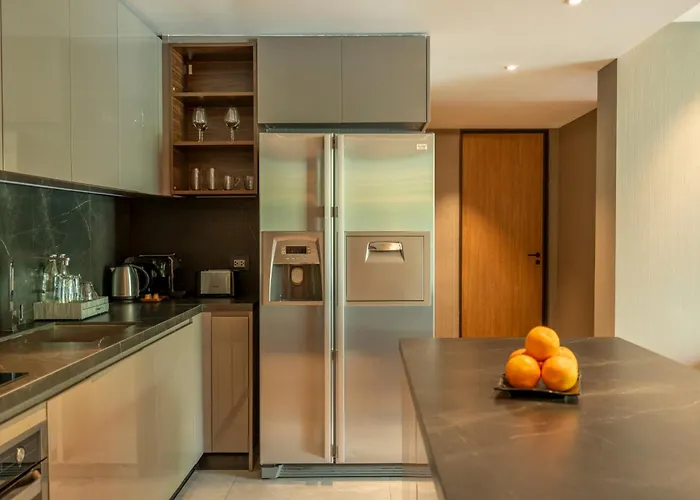 Walton Sukhumvit 4*