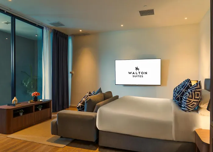 Walton Sukhumvit 4*