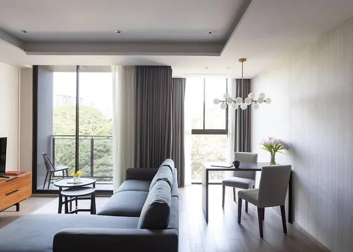 Walton Sukhumvit 4*